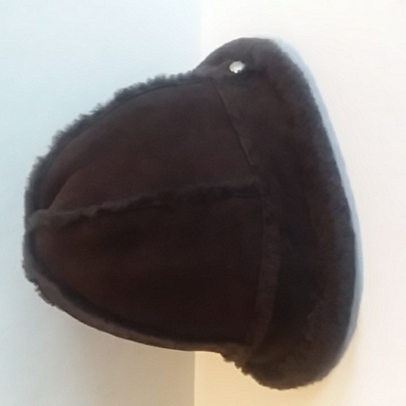 UGG Brown Shearling Hat - Picture 2 of 6